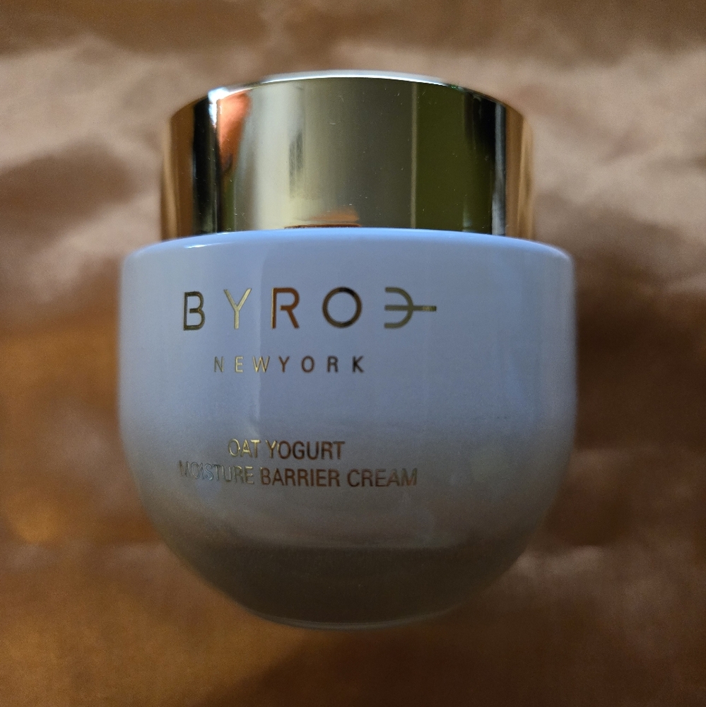 NIB Byroe Oat Yogurt Moisture Barrier Cream